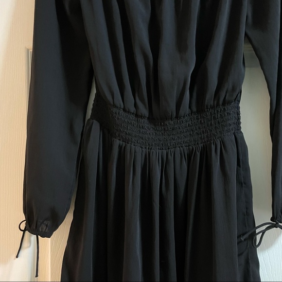 Abercrombie & Fitch Black Off-the-Shoulder Boho Dress - Picture 7 of 9